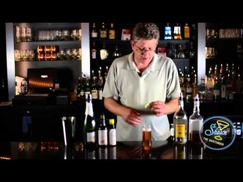 How to make a Seelbach Cocktail